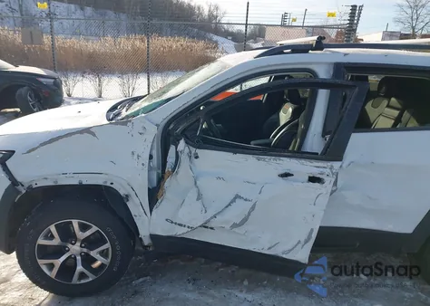 2017 Jeep Cherokee Trailhawk 4X4 z USA, uszkodzony, nr VIN 1C4PJMBS9HW664811